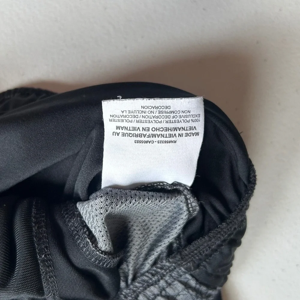 Nike Dri-FIT Athletic Sweatpants Grey Side Panel Graphic Black Boys XL 34in